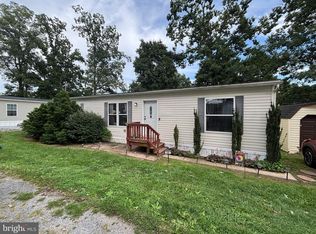 88 Mobile Dr, Thomasville, PA 17364