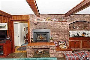 5th image of 67 Saratoga Dr