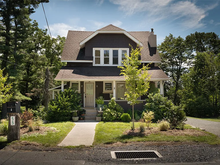 55 Kinney Ave — Photo 1