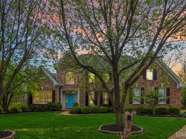 16200 Wynncrest Ridge Ct, Chesterfield, MO 63005