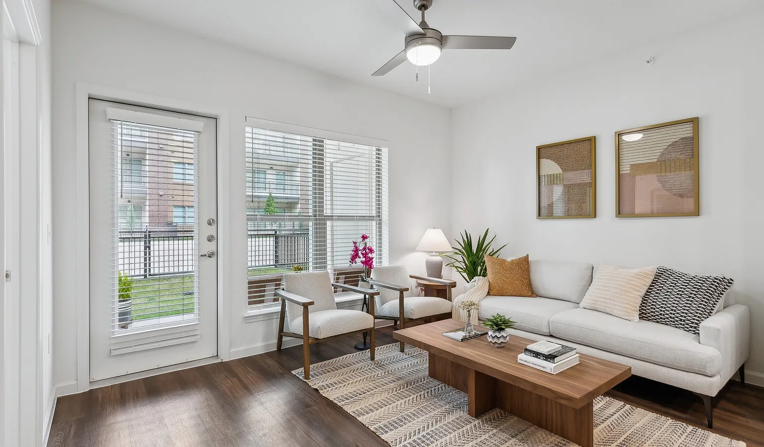 Wildwood Luxury Urban Homes — Photo 3