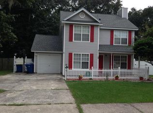 549 Serenade Cir E, Jacksonville, FL 32225