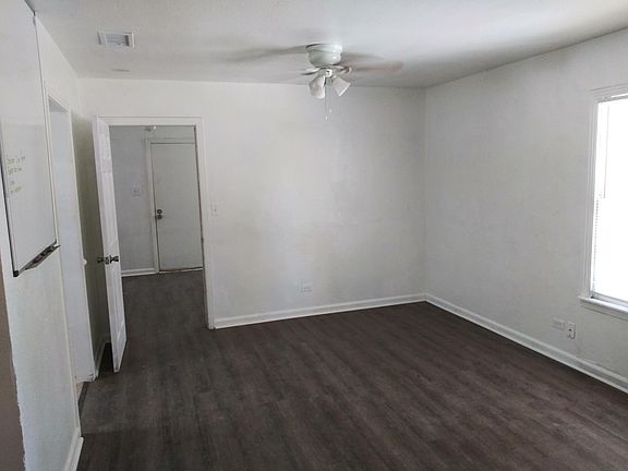 5th image of 1019 E Sinton St
