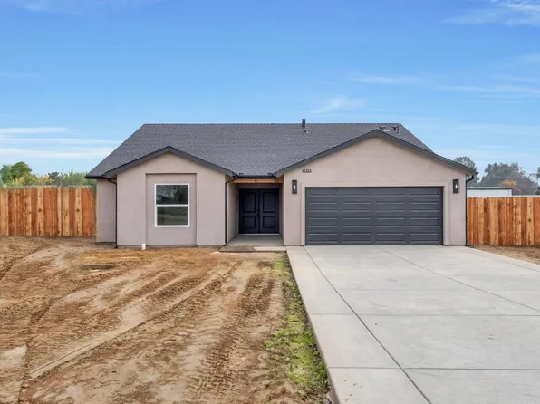 17133 Camden Dr, Madera, CA 93638