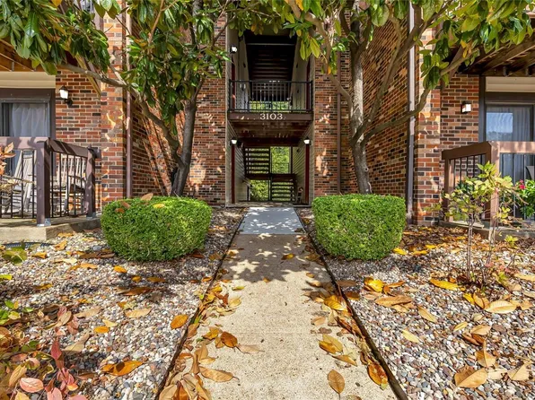 3103 Broken Oak Dr APT I, Saint Louis, MO 63129