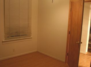 827 Low Ave APT 2, Waukegan, IL 60085