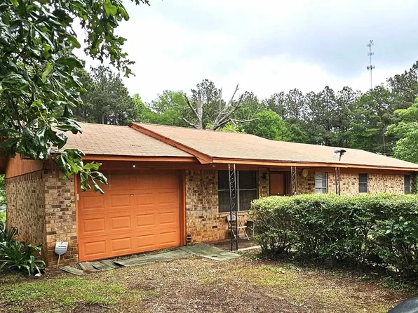446 County Road 146 W, Overton, TX 75684