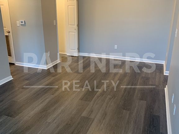 2nd image of 532 Coliseum Blvd #17714462
