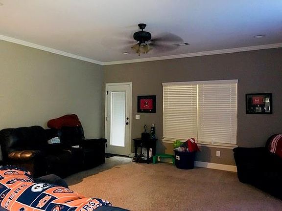 2nd image of 20 Woodchase Dr