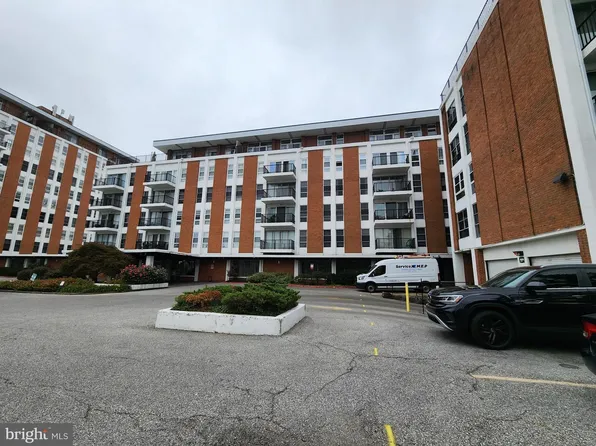 6606 Park Heights Ave Unit 811, Baltimore, MD 21215