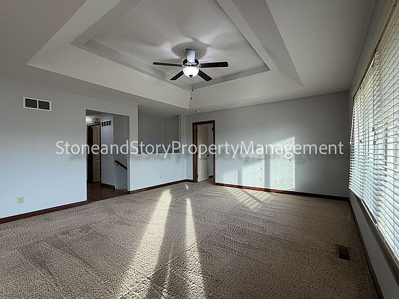 4th image of 6021 SW 44th St