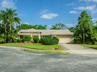 2305 Riviera Dr, Delray Beach, FL 33445