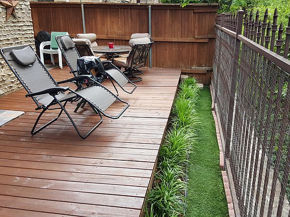 Spacious Deck Overlooking Greenbelt