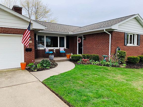 3rd image of 2542 N Tracy Dr