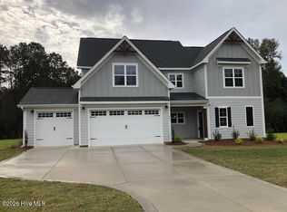 845 Warwick Ln, Carthage, NC 28327