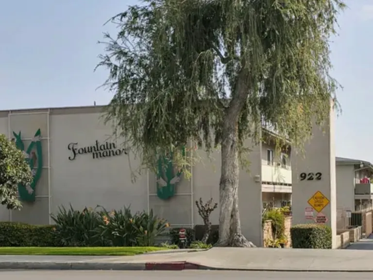 922 W Duarte Rd #11 — Photo 1