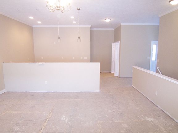 5th image of 1725 S St. Aubin
