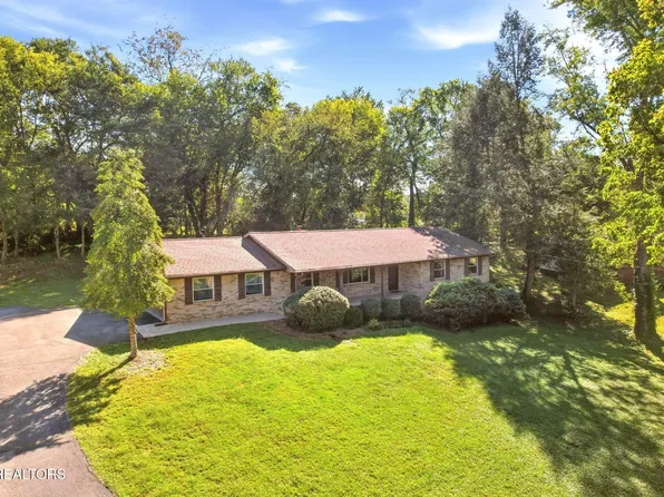 5704 Crestwood Dr, Knoxville, TN 37914