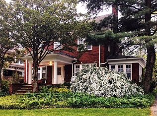2980 Berkshire Rd, Cleveland Heights, OH 44118