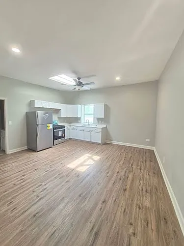 2815 Harrison Photo 1