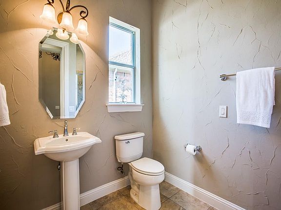 5th image of 6477 Lincoln Hills Ct