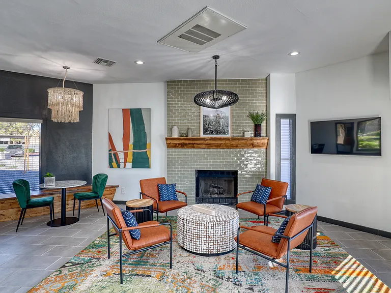 Jerome Apartments — Photo 14
