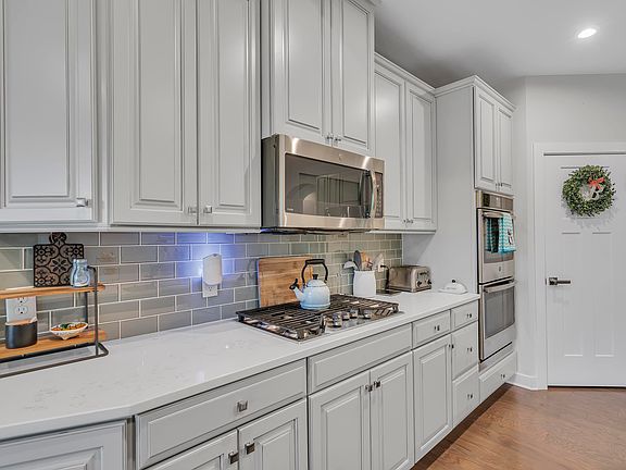 5th image of 111 Knox Valley Ln