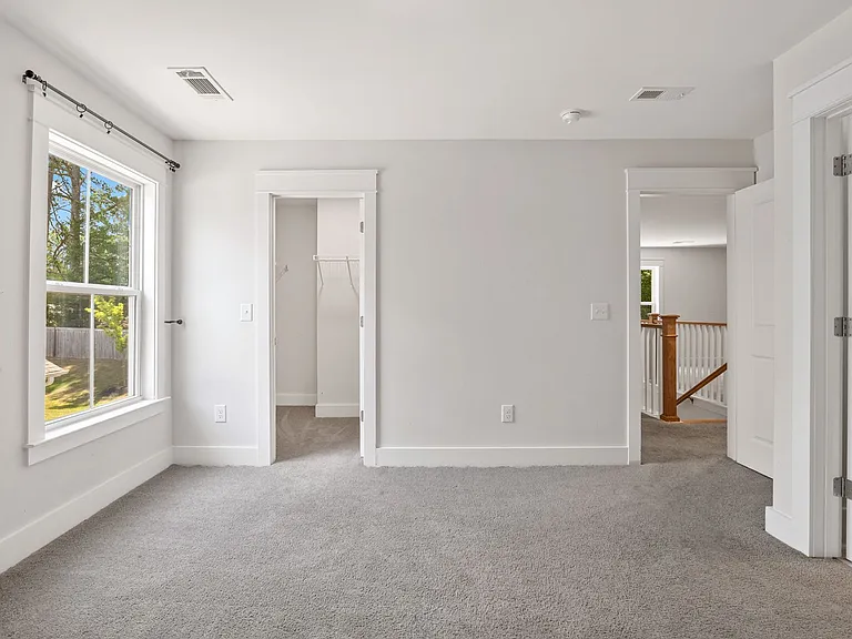 1037 Cortland Valley — Photo 27