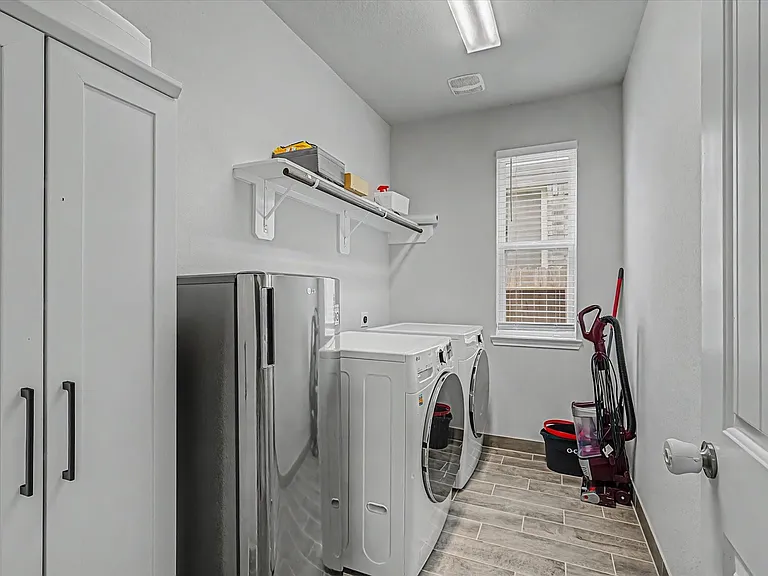 24414 Tesino River Cir — Photo 40