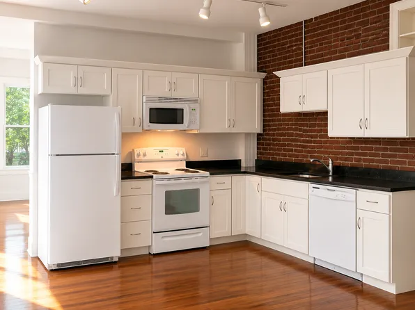 15 N Pleasant St Ste 2S, Amherst, MA 01002