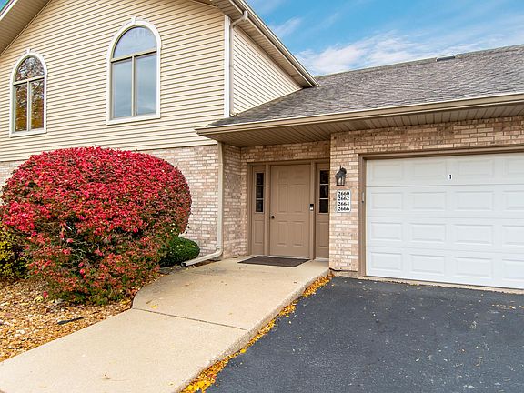 3rd image of 2662 Crescenzo Dr #2662