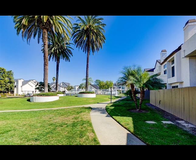 2nd image of 1504 Granite Hills Dr Unit D