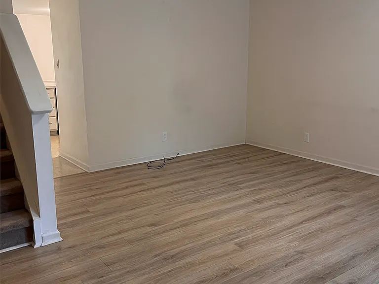 104 Sparger Springs Ln — Photo 10