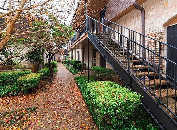 5th image of 7801 Shoal Creek Blvd APT 204
