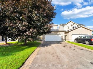 2744 Sylvain St, Clarence Rockland, ON K4K 1S6