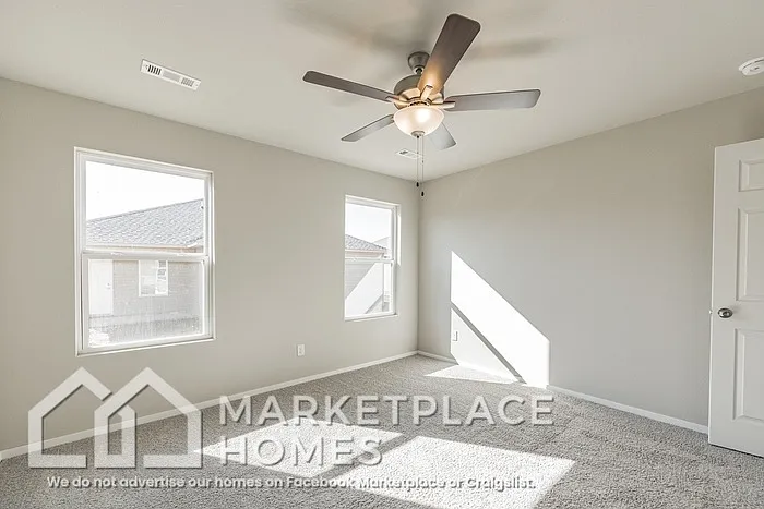 981 E Starling St — Photo 17