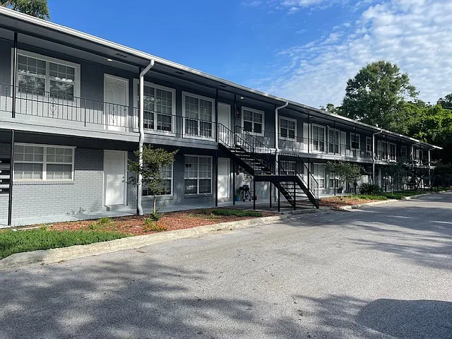 3607 Dantzler St