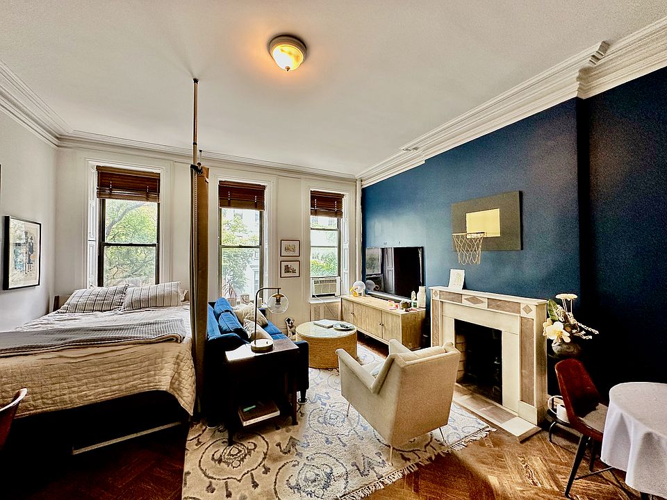 1st image of 235 E 62nd St APT 3F