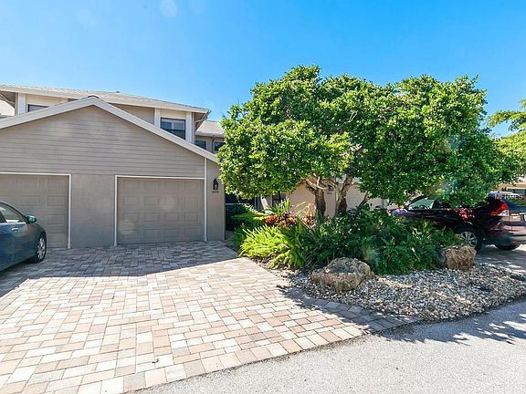 2nd image of 1624 Starling Dr