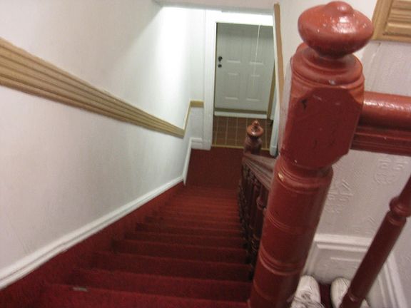 3rd image of 1387 Bristow St