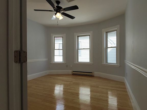 3rd image of 75 Savin St APT 3