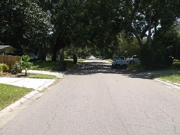 4th image of 5135 31st Ave N
