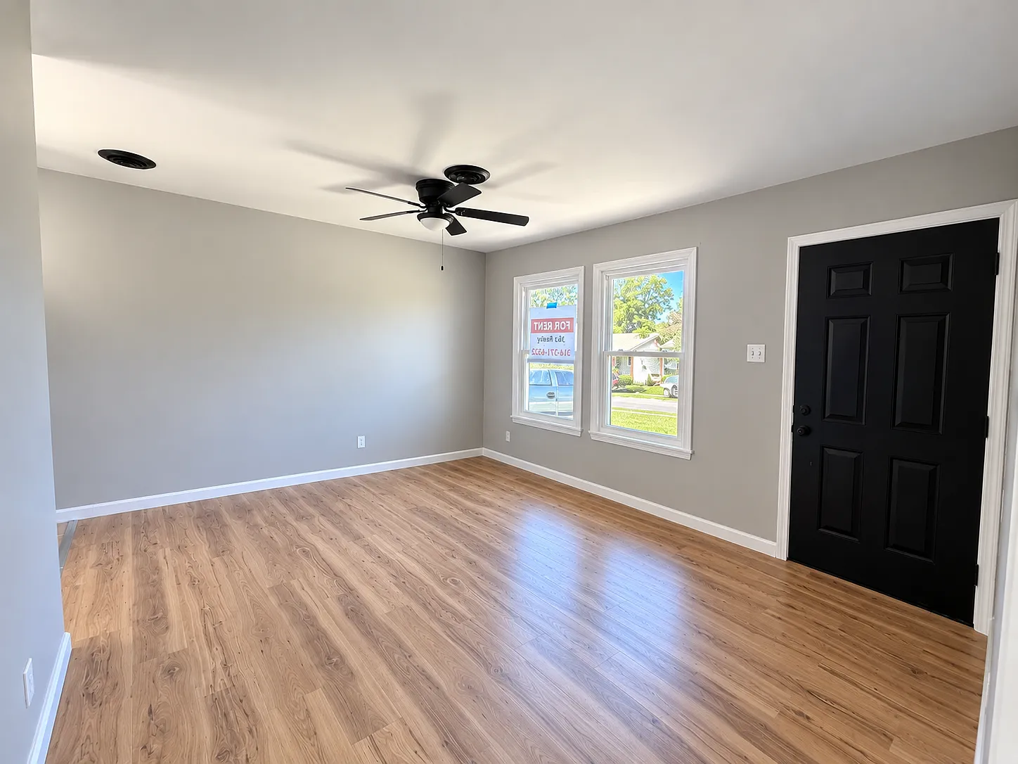 3 bed, 864 sqft, $1,500 — Photo 3