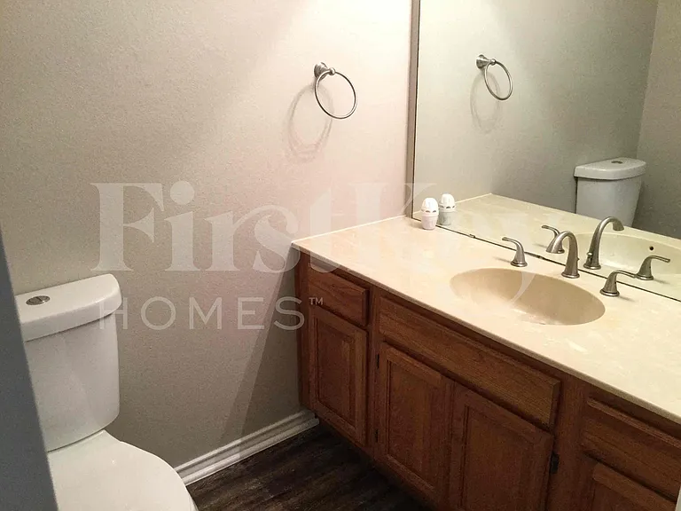 1403 Bradford Pl — Photo 9