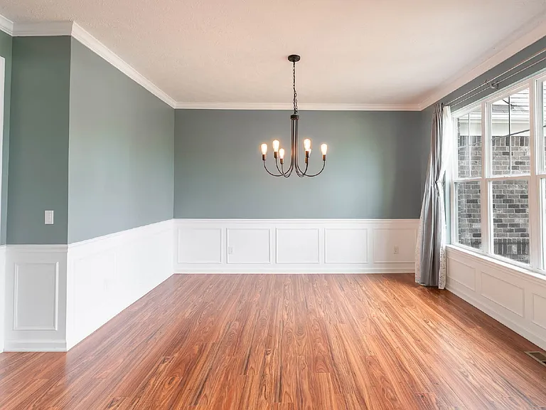1325 Brentford Ln — Photo 7