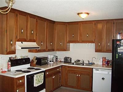 3rd image of 1418 Westview Dr