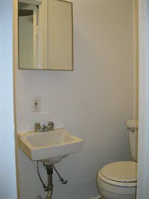 Rented by Tower Brokerage | media 23