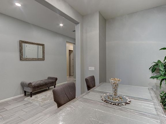 5th image of 3115 E Azalea Dr