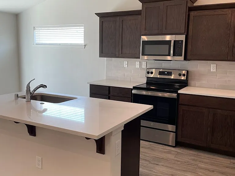 4213 Atwood Rd — Photo 9