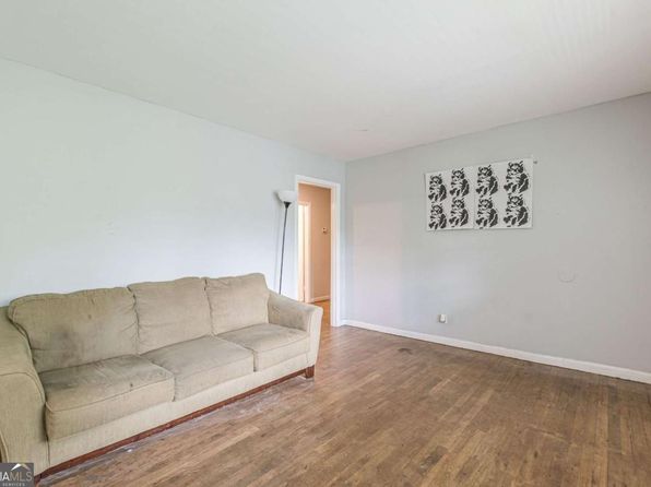 350 Brooks Ave SW